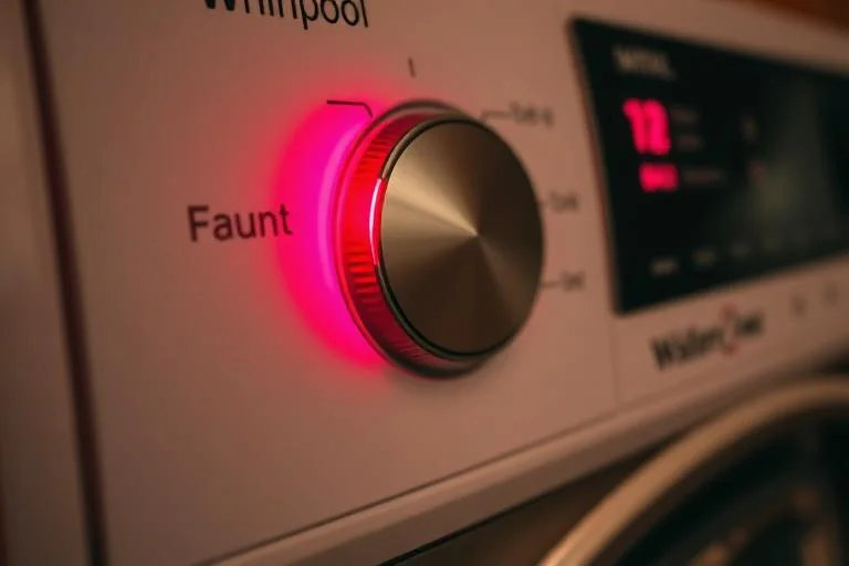 Cómo resolver codigos de error lavadora whirlpool en tu lavadora